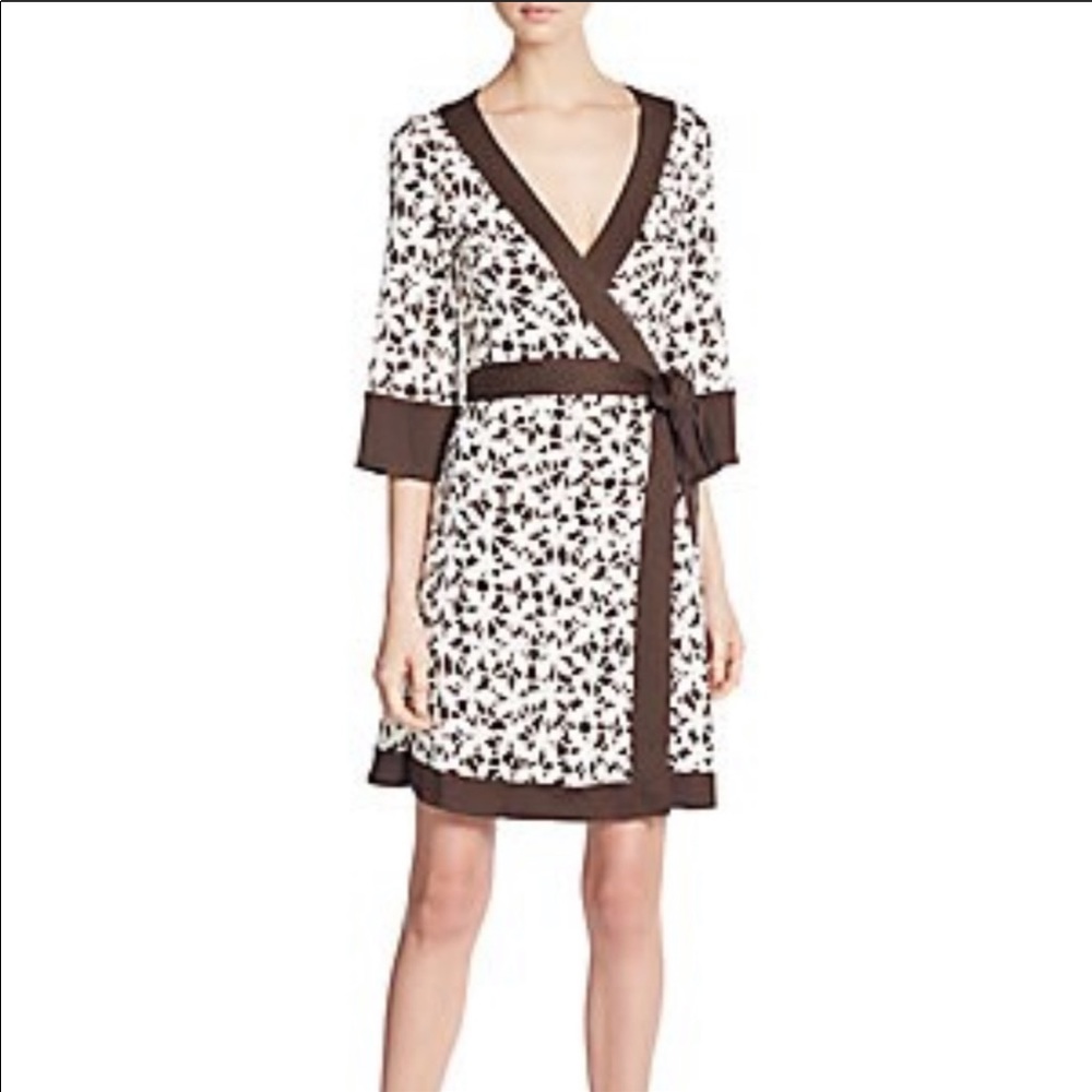 Diane Von Furstenberg Renny Silk Wrap Dress Size 2